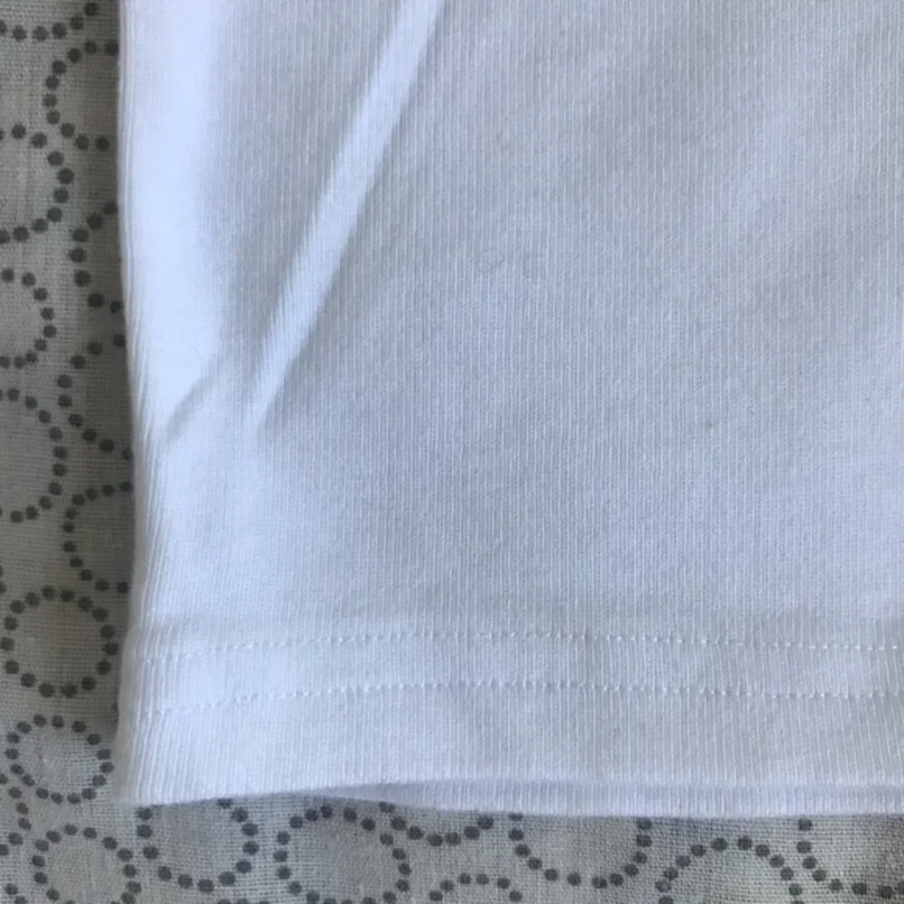 New Brandy Melville White Ashlyn V Notch Crop Top - Picture 3 of 4